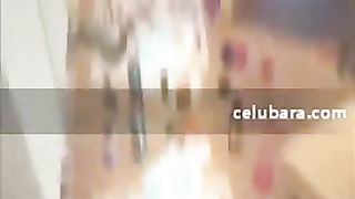 Худая сестричка взяла у брата в рот и приняла его длинный член в пилотку